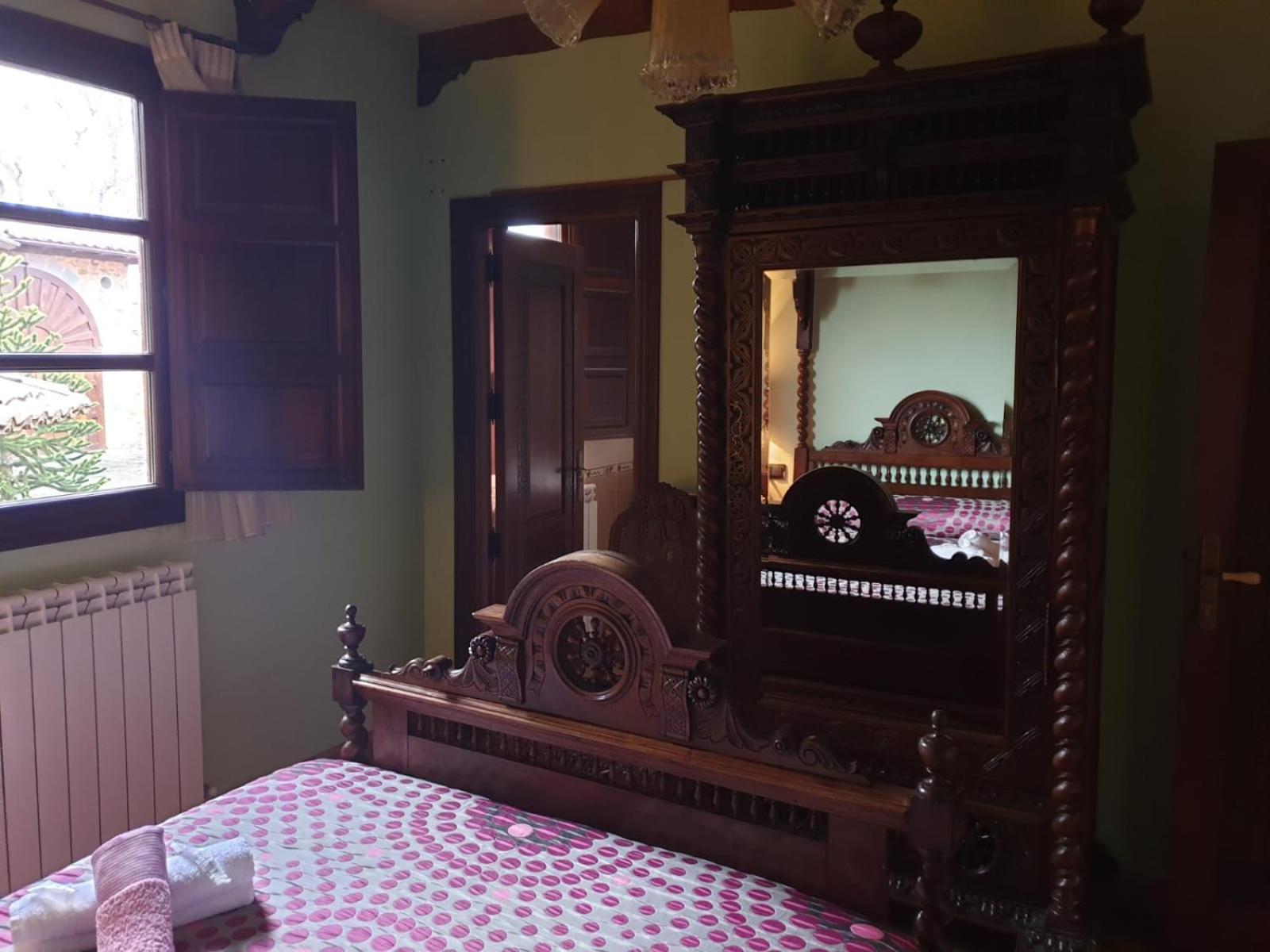 Palacio Del Conde De Rebolledo Villaviciosa de la Ribera Cameră foto