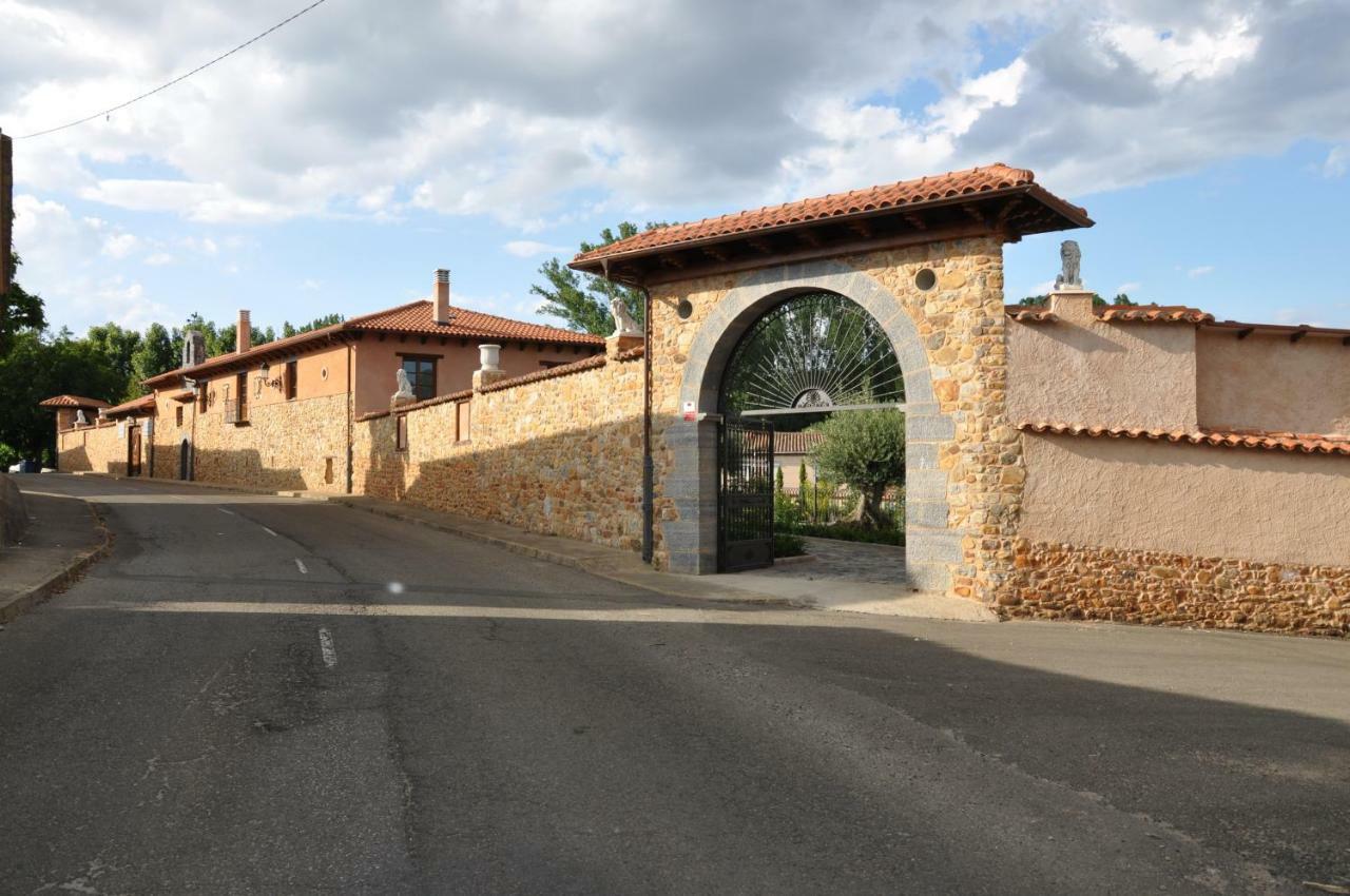 Palacio Del Conde De Rebolledo Villaviciosa de la Ribera Exterior foto